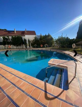 Foto 2 de Piso en venta en Parque de la Paloma de 1 habitación con terraza y piscina