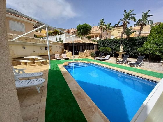 Foto 1 de Chalet en venta en Bolnuevo de 7 habitaciones con terraza y piscina