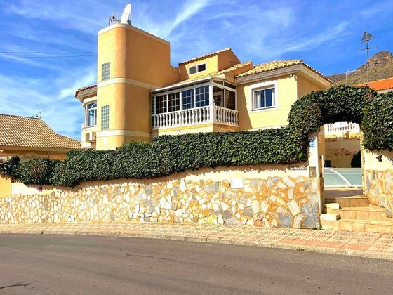 Foto 2 de Chalet en venta en Bolnuevo de 7 habitaciones con terraza y piscina
