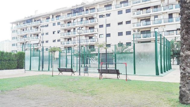 Foto 2 de Pis en venda a Playa del Puig de 3 habitacions amb piscina i garatge