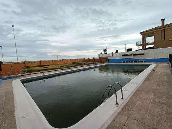 Foto 2 de Pis en venda a Nules de 3 habitacions amb terrassa i piscina