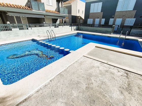 Foto 1 de Casa en venda a avenida Científic Avel·Li Corm de 3 habitacions amb terrassa i piscina