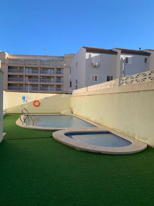 Foto 2 de Piso en alquiler en calle Hermanos Pinzon de 3 habitaciones con terraza y piscina