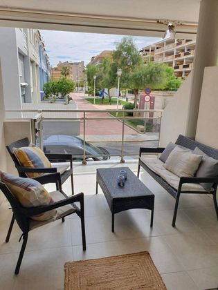 Foto 1 de Piso en venta en Moncófar playa de 2 habitaciones con terraza y piscina