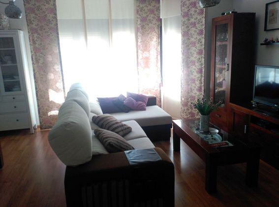 Foto 1 de Piso en venta en Linares de 3 habitaciones con aire acondicionado y ascensor