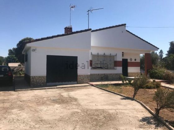 Foto 1 de Xalet en venda a Rinconada (La) de 3 habitacions amb piscina i garatge