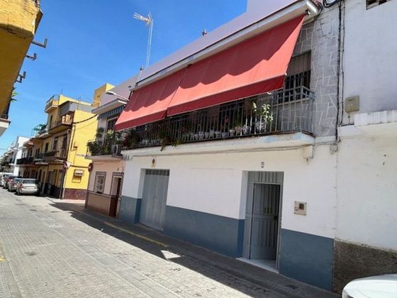 Foto 1 de Casa adossada en venda a calle Torresandino de 3 habitacions amb terrassa i garatge