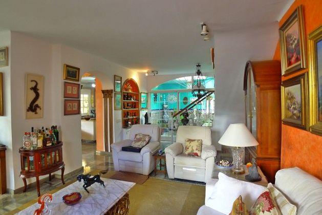 Foto 2 de Casa en venda a Chaparil - Torrecilla de 3 habitacions amb terrassa i aire acondicionat