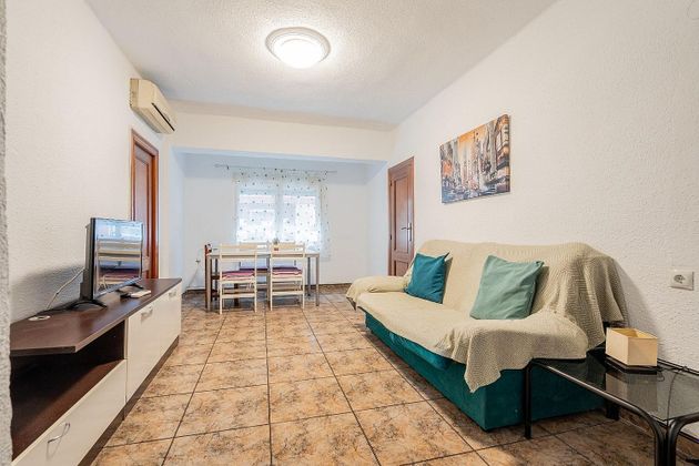 Foto 1 de Piso en venta en Els Orriols de 3 habitaciones con balcón y aire acondicionado