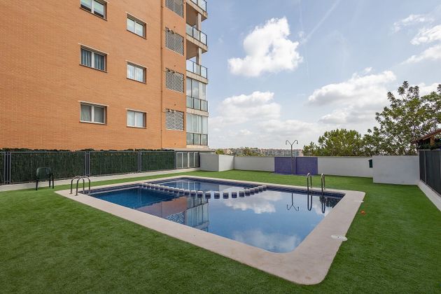 Foto 1 de Venta de piso en Valterna de 3 habitaciones con terraza y piscina