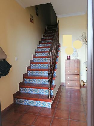 Foto 2 de Casa adossada en venda a calle Los Olivos de 3 habitacions amb terrassa i garatge