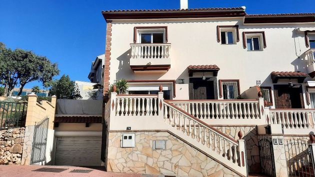 Foto 1 de Casa en venda a Los Pacos de 5 habitacions amb terrassa i garatge