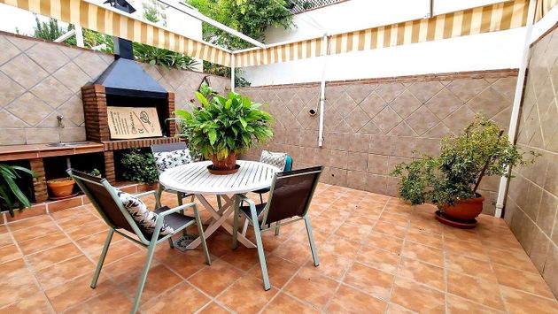 Foto 2 de Casa en venda a Las Gaviotas de 3 habitacions amb terrassa i piscina