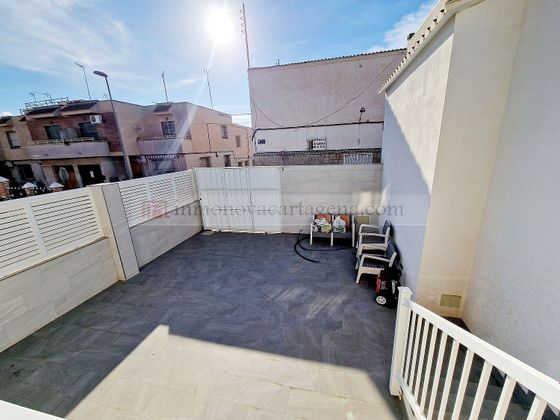 Foto 2 de Casa en venda a Barrio de Peral de 3 habitacions amb terrassa i balcó