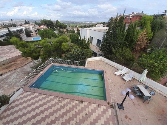 Foto 1 de Venta de chalet en Sierra Perenchiza - Cumbres de Calicanto - Santo Domingo de 6 habitaciones con terraza y piscina