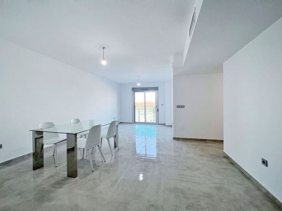 Foto 2 de Pis en venda a avenida De Murcia de 3 habitacions amb garatge i balcó