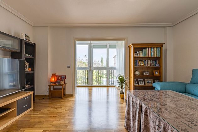 Foto 1 de Piso en venta en Alberca de 3 habitaciones con garaje y balcón