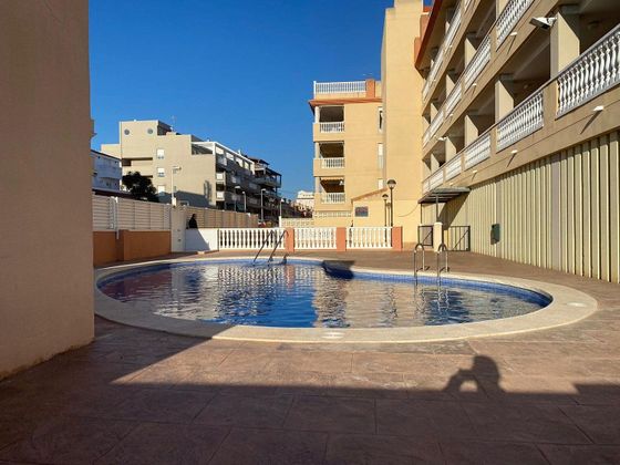 Foto 2 de Piso en venta en Moncófar playa de 4 habitaciones con terraza y piscina