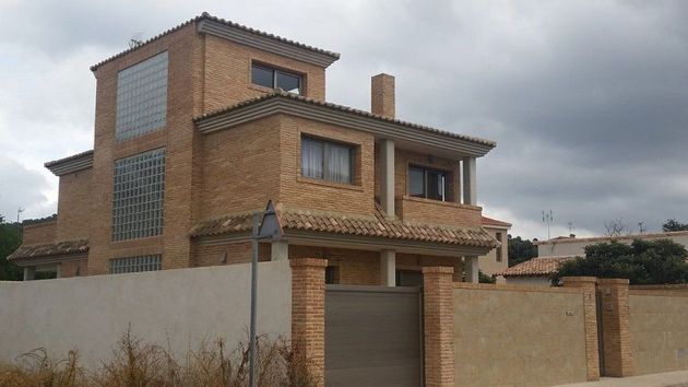 Foto 2 de Xalet en venda a Navajas de 4 habitacions amb terrassa i piscina