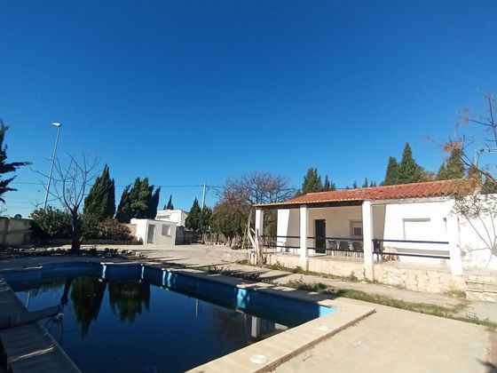 Foto 2 de Chalet en venta en Casco Antiguo de 3 habitaciones con terraza y piscina