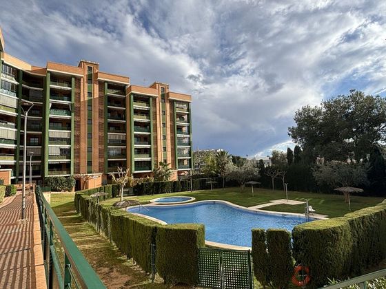 Foto 2 de Pis en venda a Casas Verdes de 3 habitacions amb terrassa i piscina
