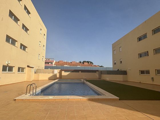 Foto 1 de Venta de piso en Náquera de 2 habitaciones con terraza y piscina