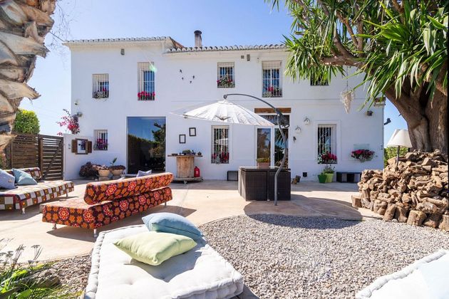 Foto 1 de Casa rural en venda a Els Orriols de 4 habitacions amb terrassa i piscina