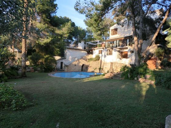 Foto 2 de Xalet en venda a Rocafort de 6 habitacions amb terrassa i piscina