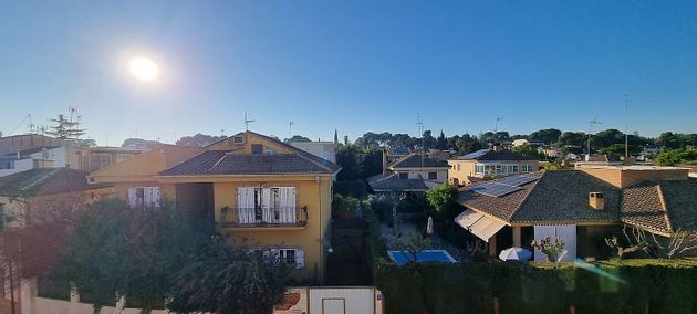 Foto 1 de Venta de casa rural en Valencia de 4 habitaciones con terraza y garaje