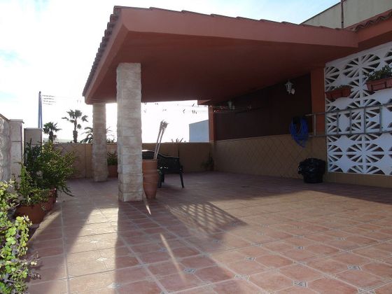 Foto 1 de Chalet en venta en calle Hipodromo de 3 habitaciones con terraza