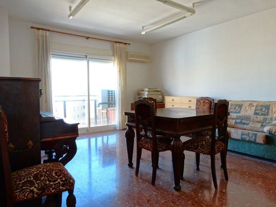 Foto 1 de Piso en alquiler en avenida Vicente Ferri de 3 habitaciones con balcón y aire acondicionado