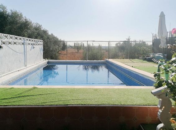 Foto 1 de Casa rural en venda a Riba-roja de Túria de 2 habitacions amb terrassa i piscina