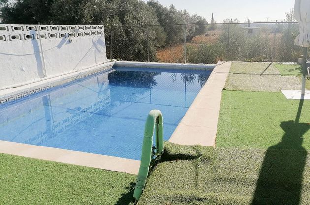 Foto 2 de Casa rural en venda a Riba-roja de Túria de 2 habitacions amb terrassa i piscina