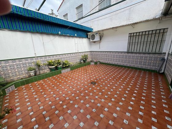 Foto 1 de Casa en venda a Centro - Doña Mercedes de 4 habitacions amb terrassa i garatge