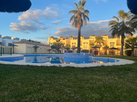 Foto 2 de Venta de casa en Arco Norte - Avda. España de 4 habitaciones con terraza y piscina