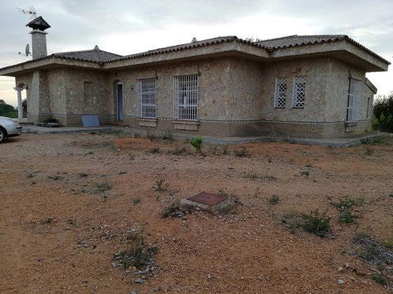Foto 1 de Casa rural en venda a calle Hoya Las Cañas de 4 habitacions amb terrassa