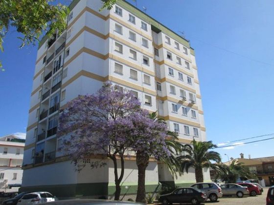 Foto 1 de Pis en venda a avenida Alcalde Narciso Martín Navarro de 4 habitacions amb balcó i aire acondicionat