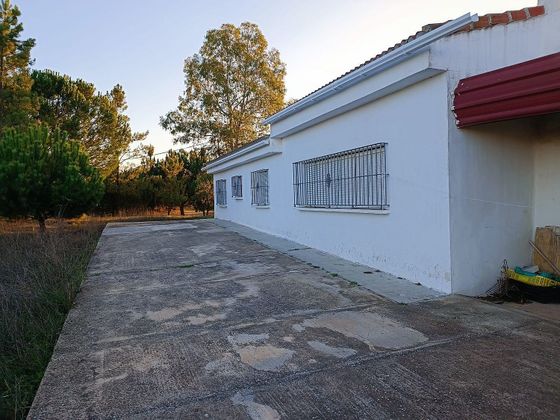 Foto 1 de Casa rural en venda a calle Los Pocitos de 3 habitacions amb terrassa i jardí