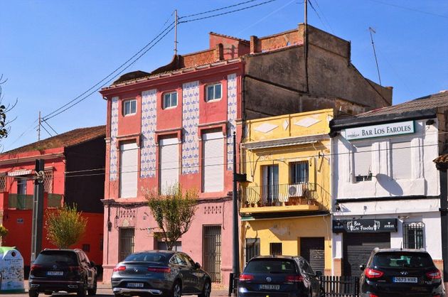 Foto 1 de Xalet en venda a calle D'eugènia Viñes de 10 habitacions amb terrassa i balcó