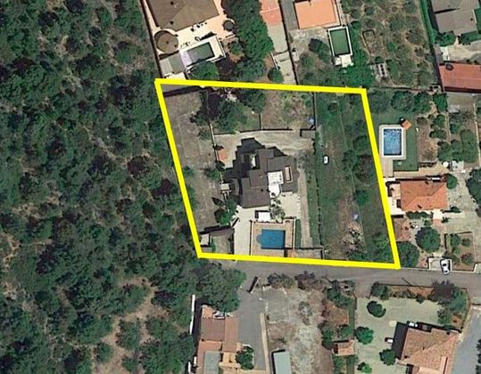 Foto 2 de Chalet en venta en Onda de 10 habitaciones con terraza y piscina