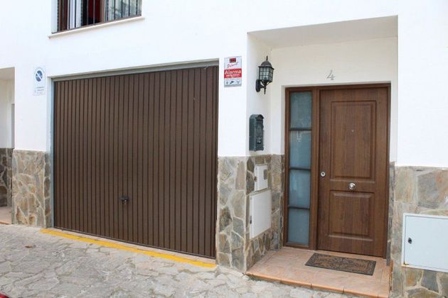Foto 1 de Casa en venda a Lucena del Cid de 4 habitacions amb garatge i balcó