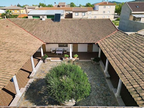 Foto 1 de Casa en venda a Camporrobles de 4 habitacions amb terrassa i jardí