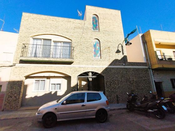 Foto 1 de Casa en venta en calle Jorge Guillén de 7 habitaciones con terraza y garaje