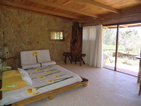 Foto 2 de Casa en venta en Sierra Engarcerán de 6 habitaciones con jardín y calefacción