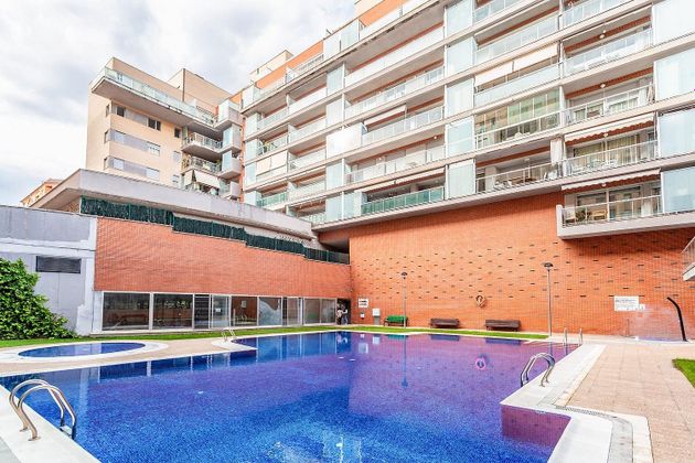 Foto 2 de Pis en venda a avenida Del Grau de 4 habitacions amb terrassa i piscina
