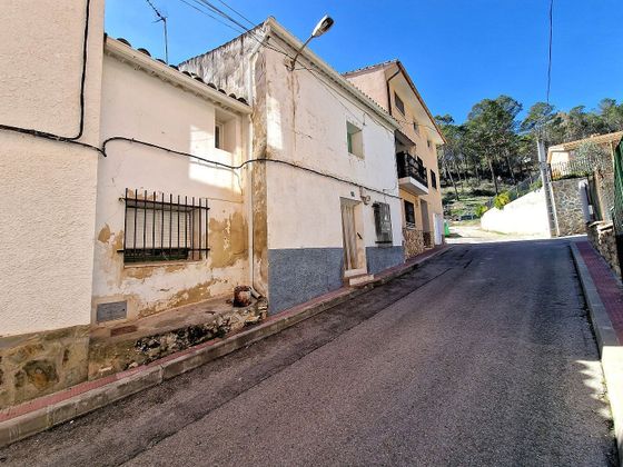 Foto 2 de Casa adosada en venta en Villar del Olmo de 2 habitaciones con jardín