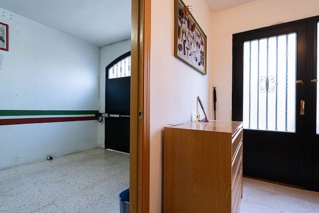 Foto 2 de Casa en venda a Ajalvir de 4 habitacions amb garatge i balcó