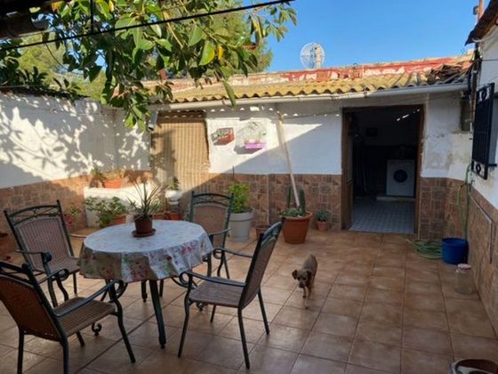 Foto 2 de Casa en venda a Cañadas de San Pedro de 3 habitacions amb terrassa i jardí
