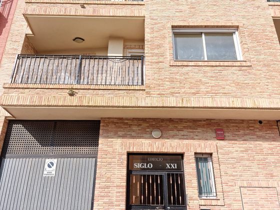 Foto 1 de Pis en venda a calle De Los Pablos de 3 habitacions amb terrassa i balcó
