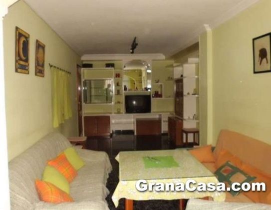 Foto 1 de Piso en venta en Polígono Cartuja – La Paz de 3 habitaciones con garaje